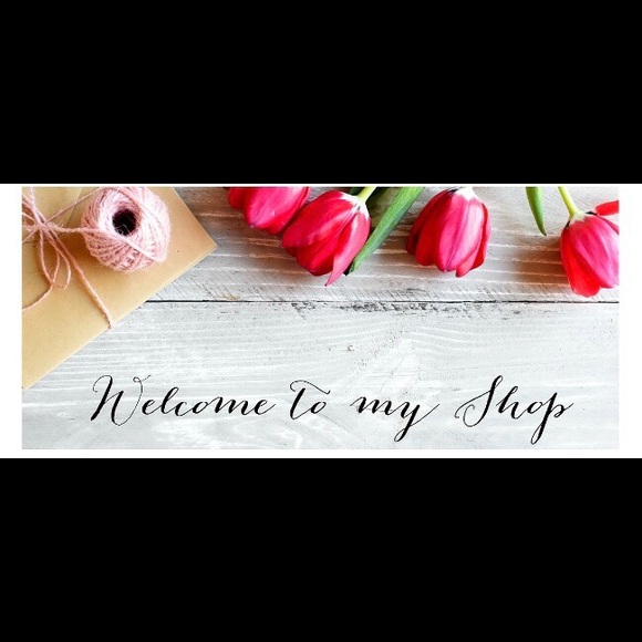 Meet your Posher, Elly - Picture 3 of 6